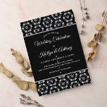 Invitation Parties scintillant en argent Monogram Poker Chip<br><div class="desc">Célébrez avec style ces fabuleuses invitations de mariage. Le design moderne et très tendance est parfait pour un mariage dans le fabuleux Las Vegas ou un casino. Le libellé est facile à personnaliser et vos invités seront si excités d'obtenir ces invitations dans le courrier.</div>