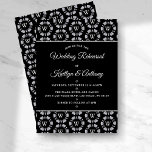 Invitation Parties scintillant en argent Monogram Poker Chip<br><div class="desc">Célébrez avec style ces fabuleuses invitations à dîner de répétition mariage. Le design moderne et très tendance est parfait pour un mariage dans le fabuleux Las Vegas ou un casino. Le libellé est facile à personnaliser et vos invités seront si excités d'obtenir ces invitations dans le courrier. Les éléments mariages...</div>