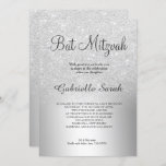 Invitation Parties scintillant en argent ombre Bat mitzvah en<br><div class="desc">Une parties scintillant argentée chic et luxueuse à l'ombre d'une feuille métallique avec une élégante typographie calligraphique pour une invitation Bat mitzvah.</div>