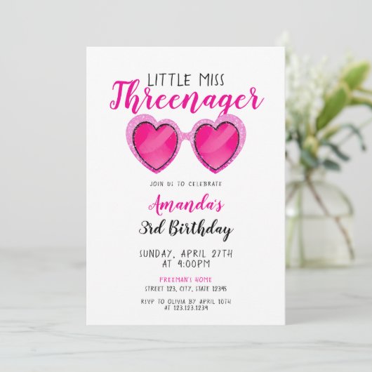 Invitation Parties scintillant Lunettes de soleil roses Trois (Debout devant)