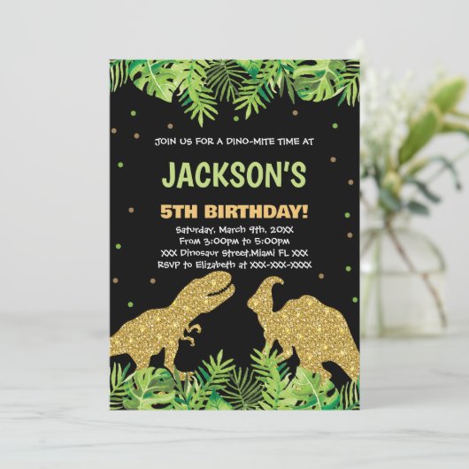 Invitation Parties scintillant verte noire Dinosaure Invitati (Debout devant)