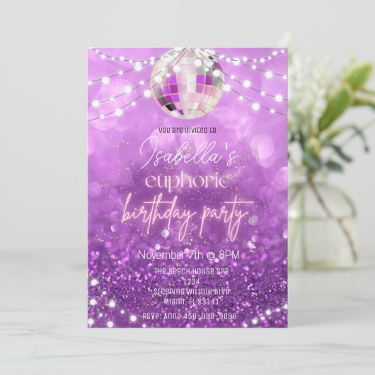 Invitation Parties scintillant violet Euphoria Anniversaire F (Debout devant)