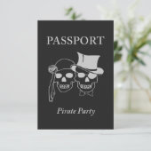 Invitation passeport pour une soirée pirate (Debout devant)
