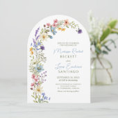 Invitation Pastel Delicate Fleur sauvage Arch Mariage (Debout devant)