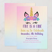 Invitation Pastel Five est une licorne d'anniversaire tendanc (Devant / Derrière)