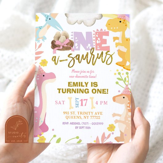 Invitation Pastel Girl A-Saurus Dinosaur Première fête d'anni