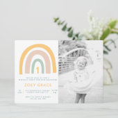 Invitation Pastel moderne Rainbow Photo Girl's First Birthday (Debout devant)