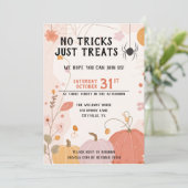 Invitation Pastel No Tricks Traite Juste Les Enfants Hallowee (Debout devant)