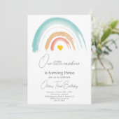 Invitation Pastel Our Little Rainbow Anniversaire fête Beige (Debout devant)