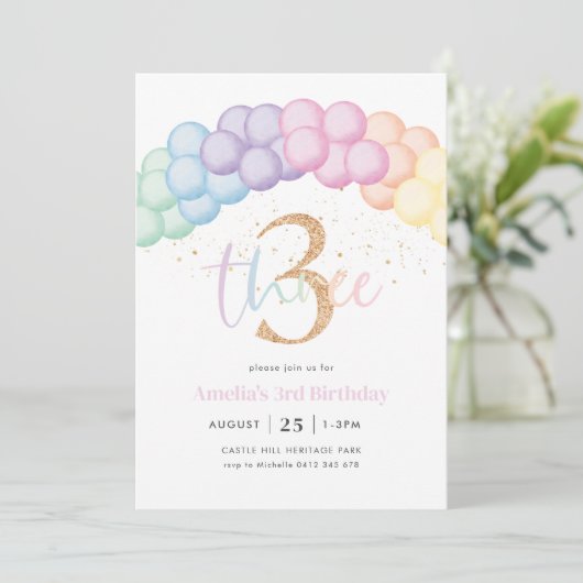 Invitation Pastel Rainbow Balloon Arch 3e fête d'anniversaire (Debout devant)