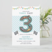 Invitation Pastel Three Fast Birthday Car (Debout devant)
