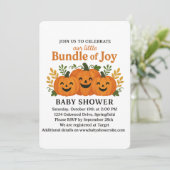 Invitation Patch de Citrouille d'automne de Glittery Fun (Debout devant)