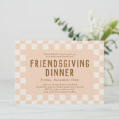 Invitation Patinage Checkerboard Friendsgiving Dîner (Debout devant)