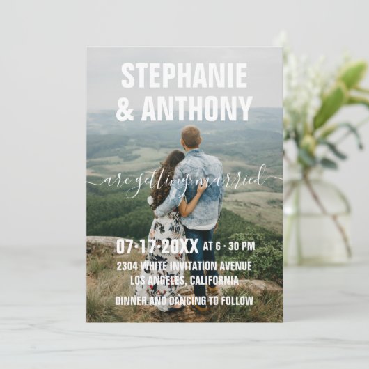 Invitation Pays blanc script typographie photo mariage (Debout devant)