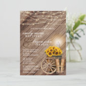 Invitation Pays rustique avec tonneau de bois et tournesols (Debout devant)