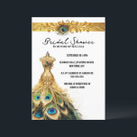 Invitation Peacock robe de plumes élégant or blanc turquoise<br><div class="desc">Un beau panache en plumes de paon doré repose sur un faux orchestre d'or qui a des tourbillons décoratifs fleuris de chaque côté. En dessous du groupe se trouvent des modèles noirs personnalisés et une robe mariage d'une beauté exquise faite de soie dorée fine et plumes de paon qui s'opère...</div>