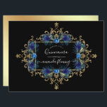 Invitation Peacock Vintage bleu et or Quinceañera Floral<br><div class="desc">Elégante invitation quinceanera rose violette vintage dans un thème baroque paon avec plumes de paon et pierres gemmes bleues emblaquées dans un cadre géométrique doré.</div>