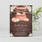 Invitation Pêche Citrouille Floral Fête des mariées bois (Debout devant)