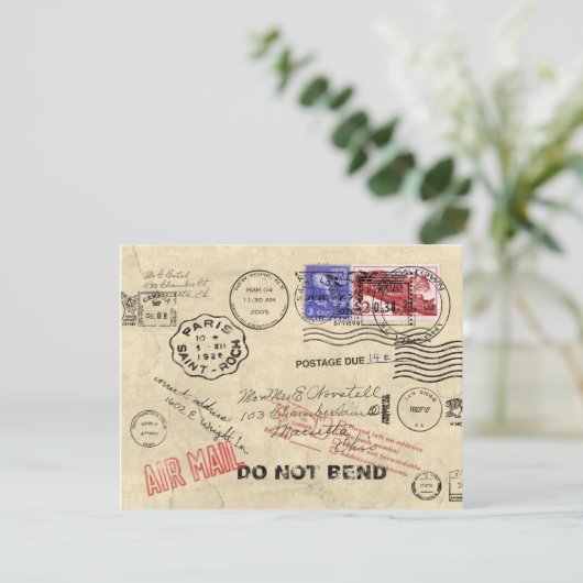 Invitation Perdu Dans L'Invitation Au Courrier (Debout devant)