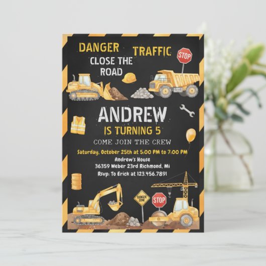 Invitation Personal A Modern Construction Birthday Party (Debout devant)