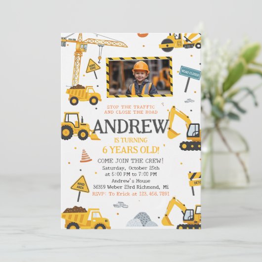 Invitation Personal Construction Birthday Party with Image (Debout devant)