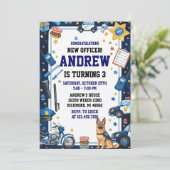 Invitation Personal Digital Police Officer Birthday Party (Debout devant)