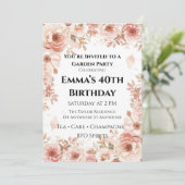 Invitation personnalisable pour une garden-party f (Debout devant)