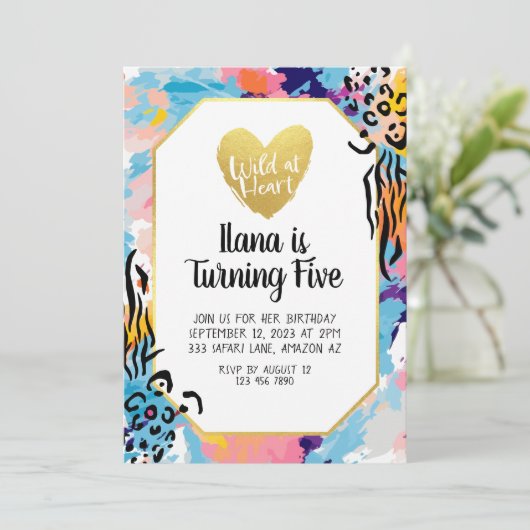 Invitation Personnalisable Wild at Heart Birthday (Debout devant)