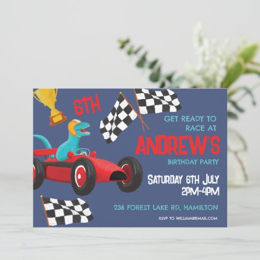 Invitation personnalisée pour l'anniversaire des e (Debout devant)