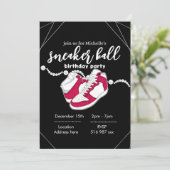 Invitation Personnaliser basket noir modèle d'invitation (Debout devant)