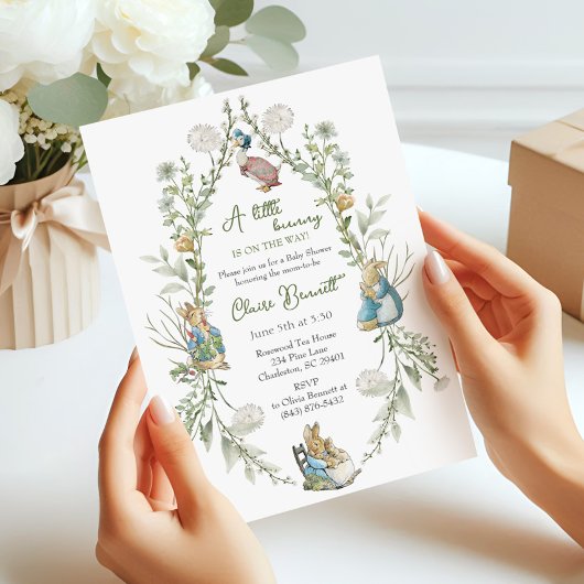 Invitation Peter le lapin Fleur sauvage Baby est sur le chemi