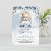 Invitation Petit ange garçon et couronne florale bleu poussié (Debout devant)