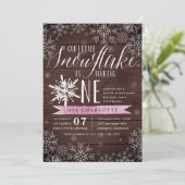 Invitation Petit Flocon de neige rose Bois rustique Premier a (Debout devant)