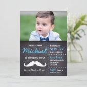 Invitation Petit Homme Anniversaire Photo Moustache (Debout devant)