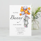 Invitation Petit lapin est sur le chemin de l'invitation baby (Debout devant)