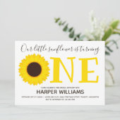 Invitation Petite tournure de tournesol un premier anniversai (Debout devant)