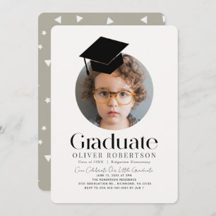 Invitation Petites casquettes de graduation minimaliste Photo