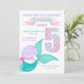 Invitation Petites filles de Mermaid 5e anniversaire Invitati (Debout devant)