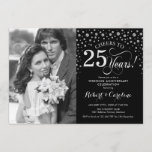 Invitation Photo 25e anniversaire du Mariage - Silver Black<br><div class="desc">Invitation au 25e anniversaire du Mariage avec photo. Design élégant en argent et noir avec police de script et confetti de diamants. Peut être customisé à montrer n'importe quelle année de mariage. Salut à 25 ans !</div>