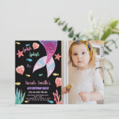 Invitation Photo 6th Dark Pink sur le dessus sirène Anniversa (Debout devant)