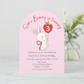 Invitation Photo Anniversaire de Framboise rose (Debout devant)