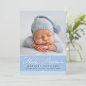 Invitation PHOTO BAPTISM élégante calligraphie doux garçon bl (Debout devant)