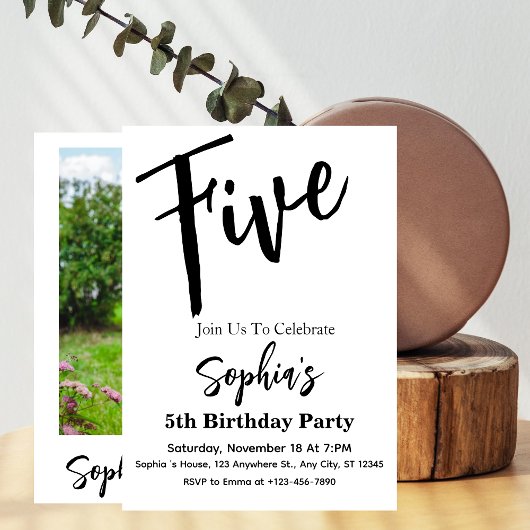 Invitation Photo Black & White Modern Girl 5e anniversaire de