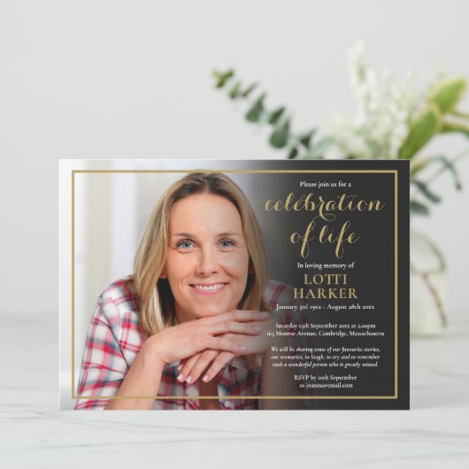 Invitation Photo Célébration De La Vie Funéraire Gold Script (Debout devant)