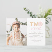 Invitation Photo d'anniversaire de deux beignes pastel (Debout devant)