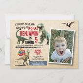 Invitation photo d'anniversaire de Dinosaur rustiq (Devant)