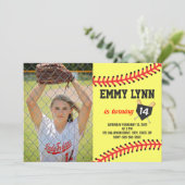 Invitation Photo d'anniversaire du softball (Debout devant)