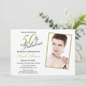 Invitation Photo d'anniversaire moderne 50 & fabuleux Gold (Debout devant)