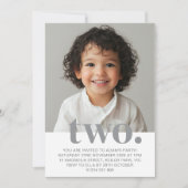 Invitation photo de deuxième anniversaire en gris (Devant)
