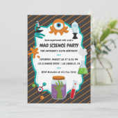 Invitation Photo de fête d'anniversaire de Mad Science person (Debout devant)